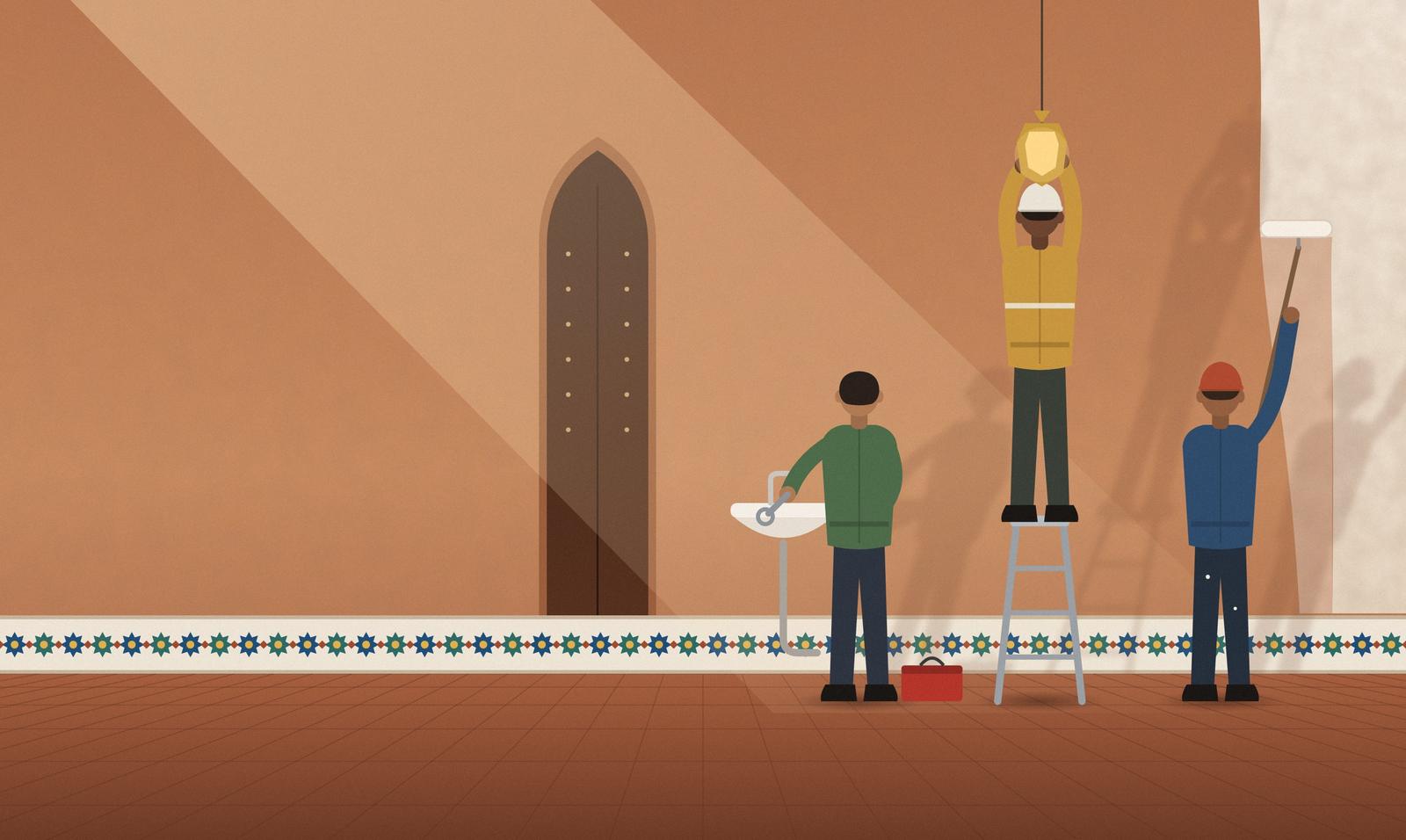 Un plombier, un électricien et un peintre au travail dans une maison marocaine